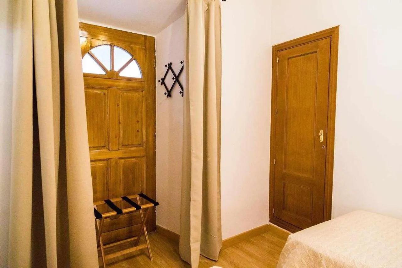 La Casa De Los Infantes By Toledo Ap Apartment